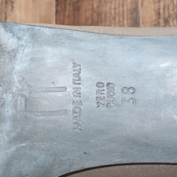 Thierry Rabotin Leather Trim Ponte Mid Heel Slip On Pumps Lace Up Size 8.0 Olive - Picture 11 of 11